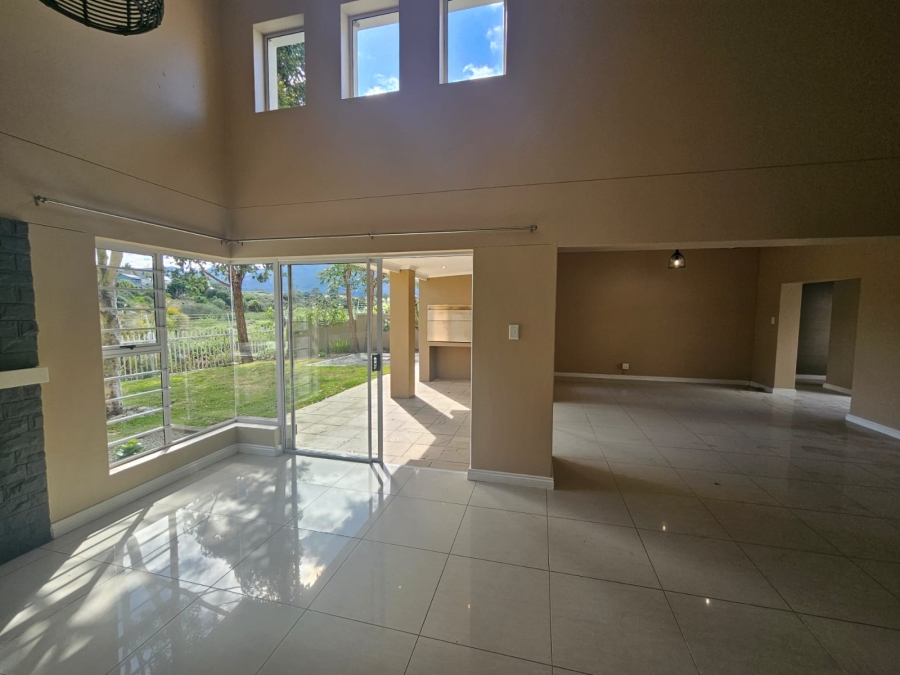 3 Bedroom Property for Sale in Dormehls Drift Western Cape